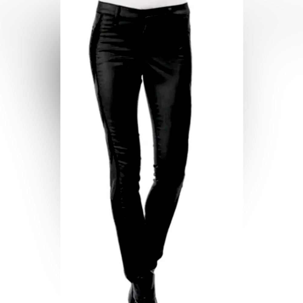 Rag & Bone 'Raja' skinny jeans. Sz 25 Black chevron print down side. Never Worn
